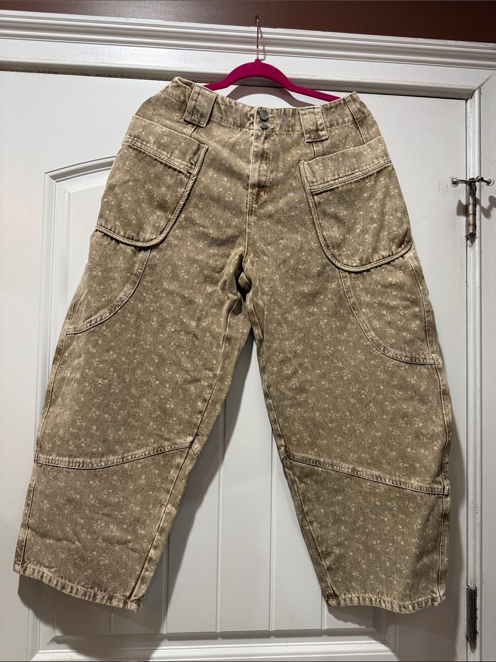 easel Taupe Washed Wide-Leg Cargo Jeans
